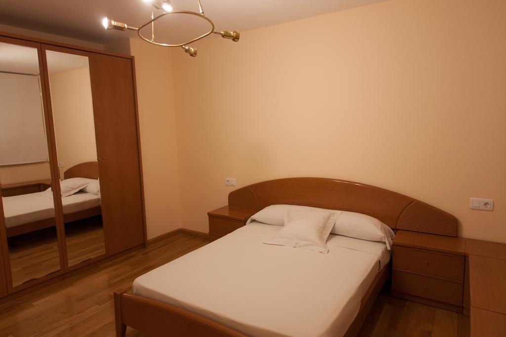 Apartamentos Rio Guadalaviar Albarracín Eksteriør billede